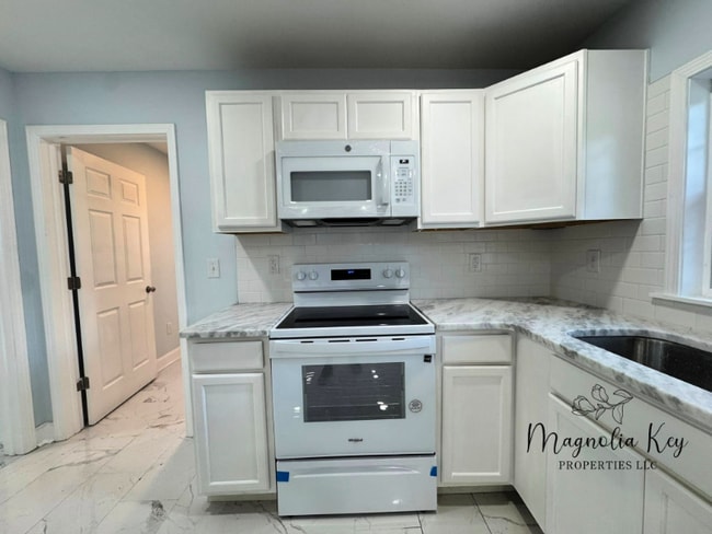 Foto del edificio - 403 73rd Ave N