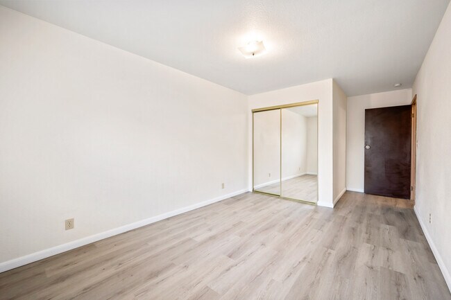 Foto del edificio - 1609 B St