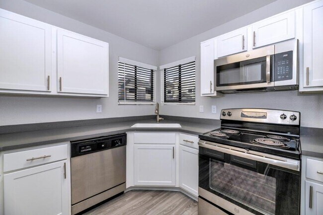 Building Photo - Morningside at Scottsdale Ranch