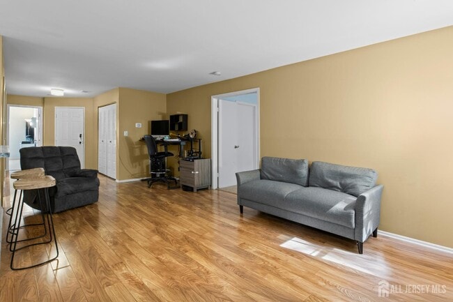 Building Photo - 6072 Cedar Ct