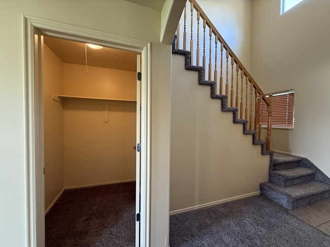 Building Photo - 1837 N 25 E