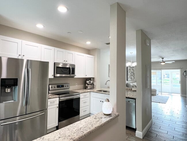 Foto del edificio - 396 Countryside Key Blvd