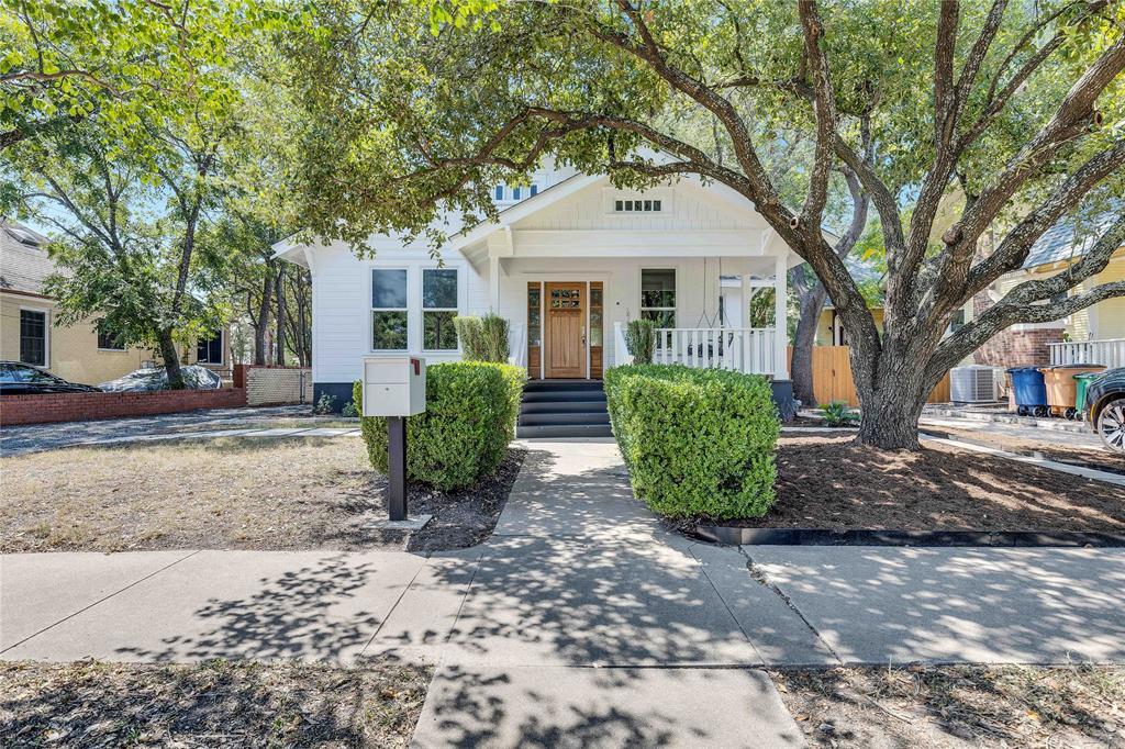 Foto principal - 1194 San Bernard St