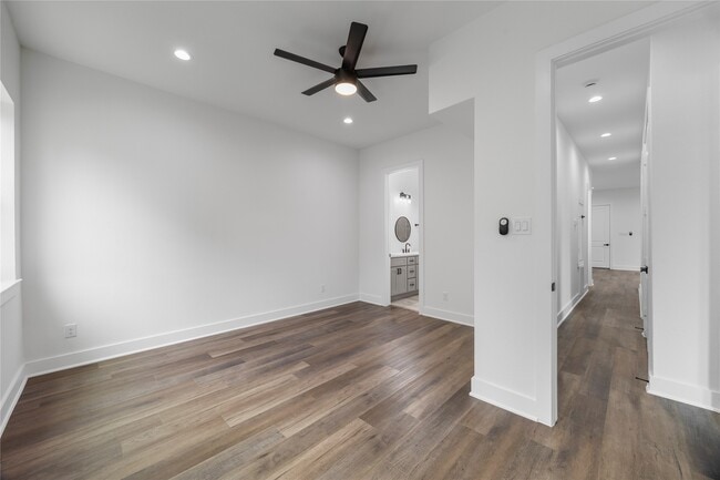 Foto del edificio - 6804 Arabella St