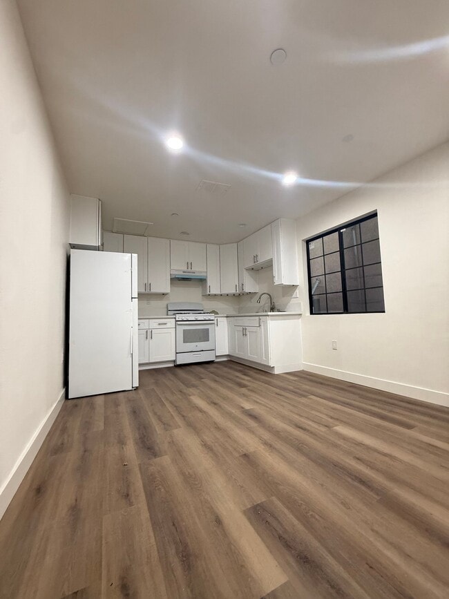 Foto del edificio - 1518 N Broadway