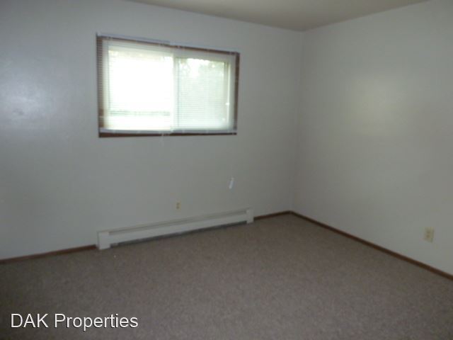 Building Photo - N113W15511-W15511 Francese Dr