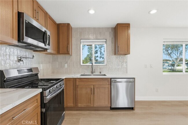 Foto del edificio - 1206 Kornblum Ave.