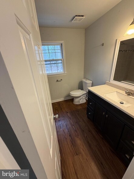 Foto del edificio - 4 Bryant Blvd