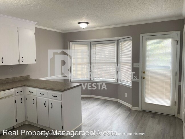Building Photo - 2 br, 2 bath House - 160 North Springs Ct