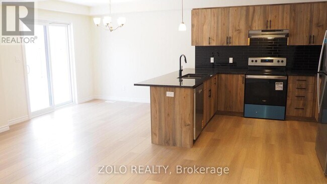 Photo du bâtiment - 8 Riddell Dr