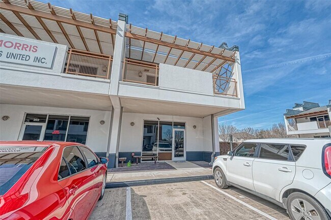 Foto del edificio - 9788 Clarewood Dr