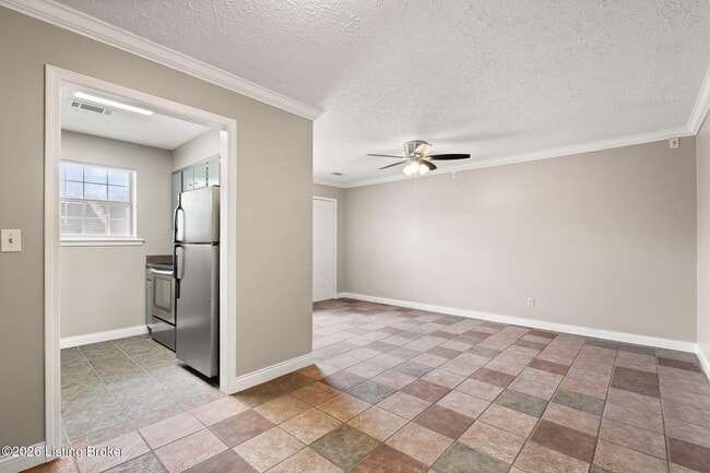 Building Photo - 710 Victoria Ct