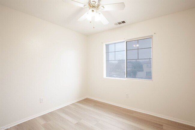 Building Photo - 4 br, 3 bath House - 43186 Sereno Drive