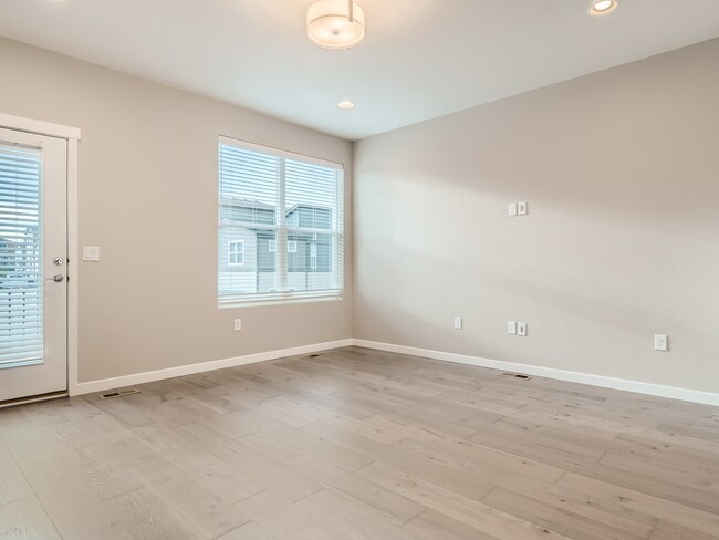 Living Room - 8636 Wolf Valley Dr