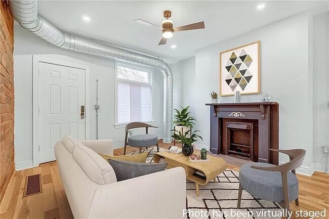 Entryway and front room on first floor - 5210 Dearborn St