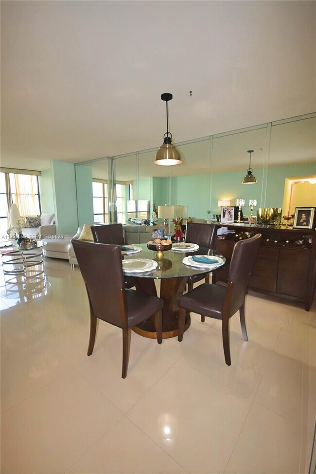 Foto del edificio - 800 Parkview Dr