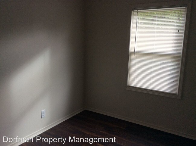 Foto del edificio - 3 br, 1 bath House - 3448 Georgetown Rd