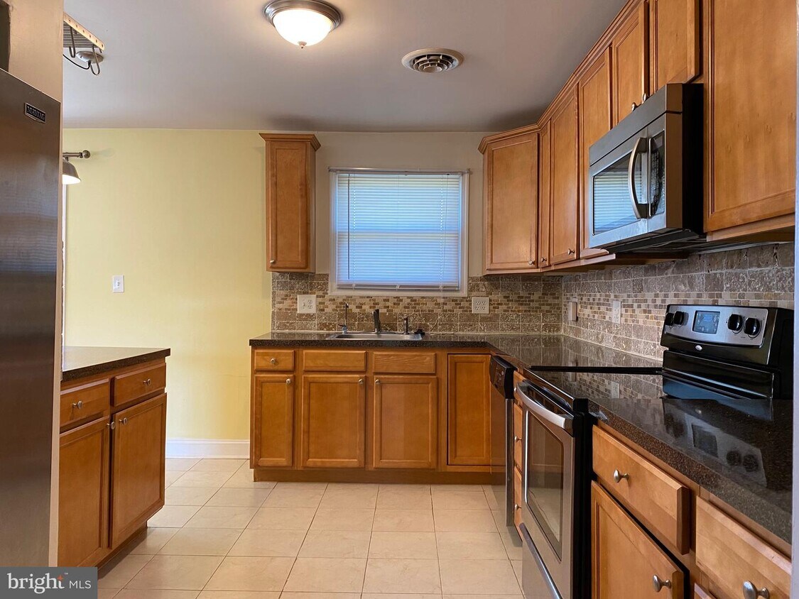 3628 Topaz Dr, Claymont, DE 19703 House Rental in Claymont, DE