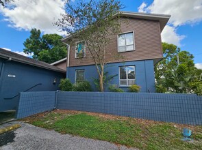 Building Photo - 7610 W Powhatan Ave