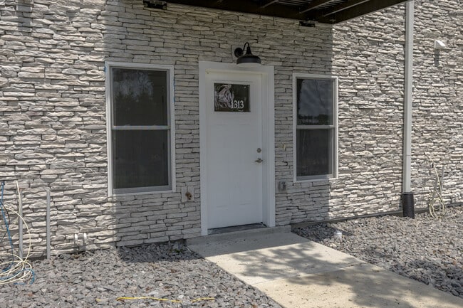 Building Photo - 1313 Nashboro Blvd