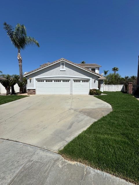 Foto del edificio - 774 Willow Ct