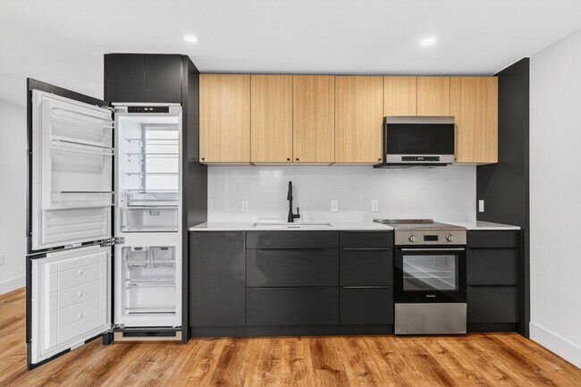 Building Photo - 3400 1/2 Tennyson Street - 1