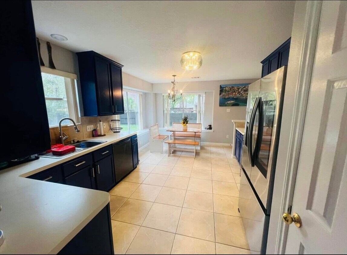 Foto del edificio - 3618 Windhill Ln