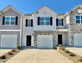 Building Photo - 792 Embark Cir