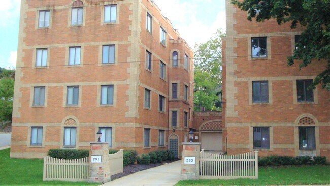 251-253 Beverly Road 15216 - 253 Beverly Rd Apartments