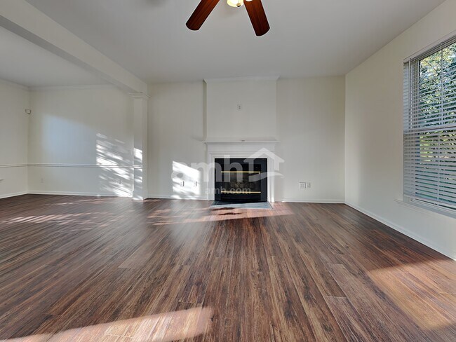 Building Photo - 3904 Gisbourne Drive
