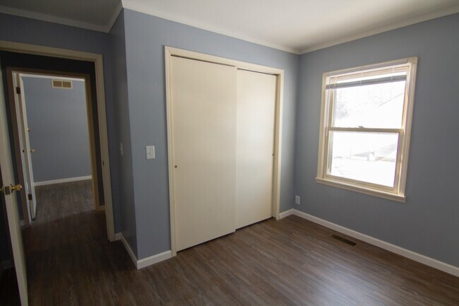 Foto del edificio - 1631 W Euclid Ave