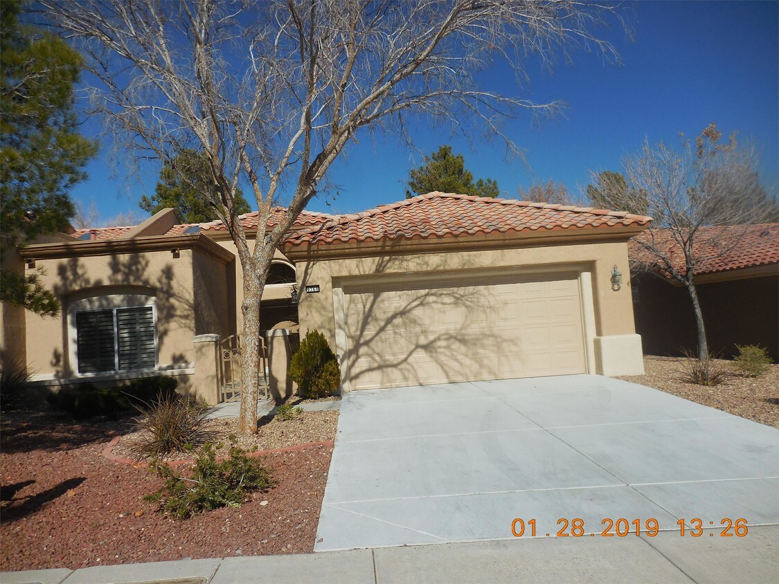 Primary Photo - 9360 Villa Ridge Dr