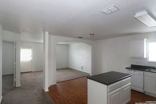Foto del edificio - 5810 Wildcat Canyon