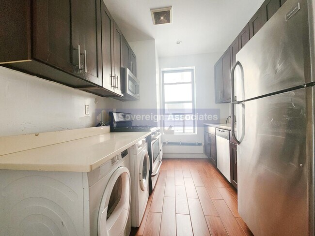Foto del edificio - 186 Claremont Ave