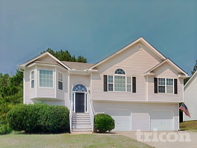 Building Photo - 6355 Queensdale Dr