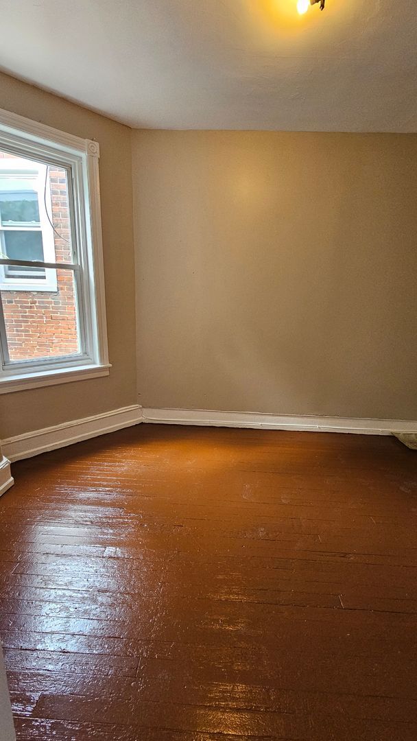 Foto del edificio - Refreshed 3 BR Home in Southwest Philly