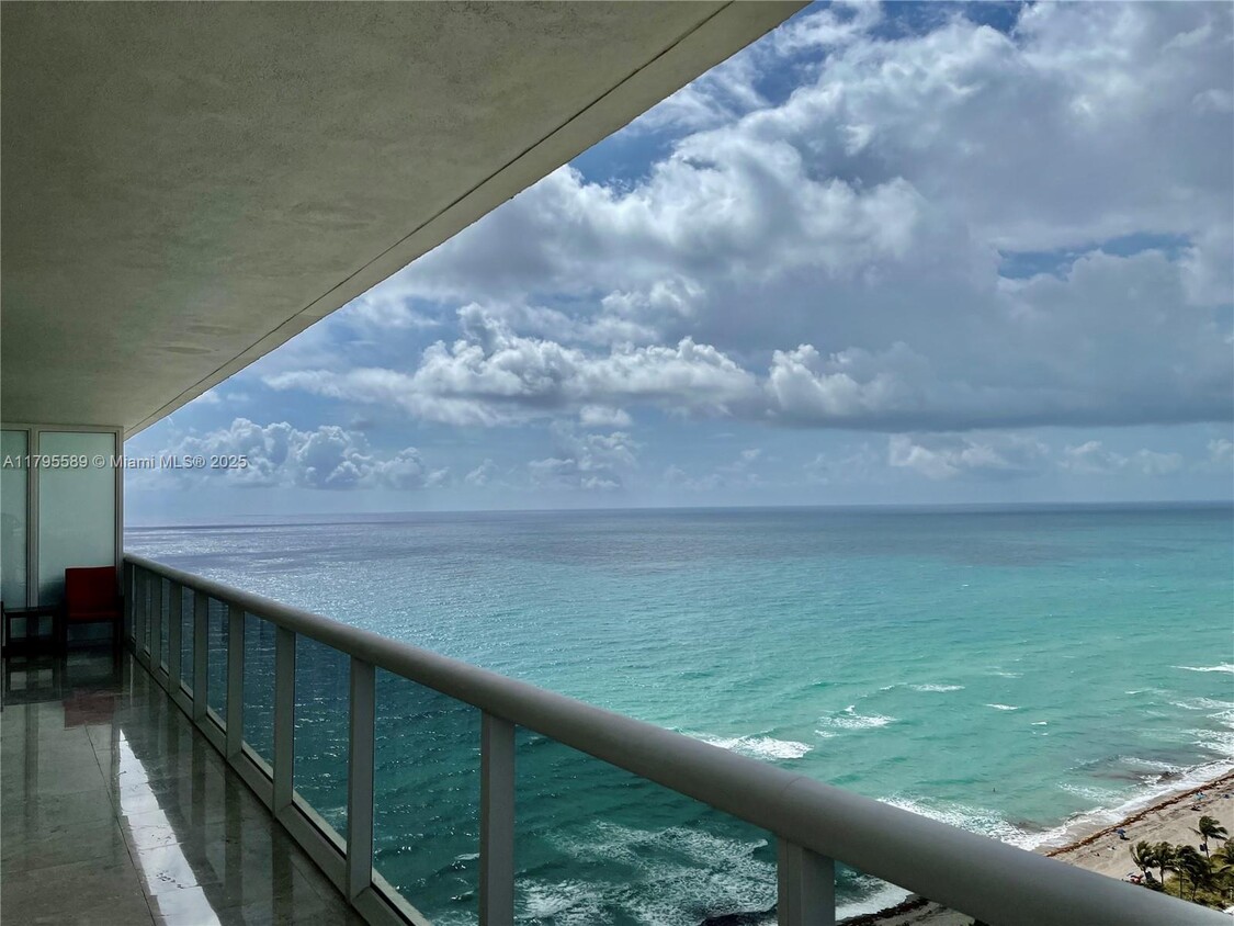 Foto principal - 1830 S Ocean Dr