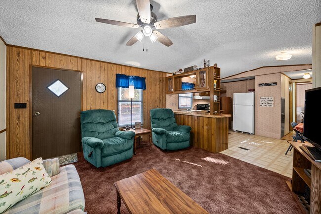Foto del edificio - 115 Eagle Way Dr
