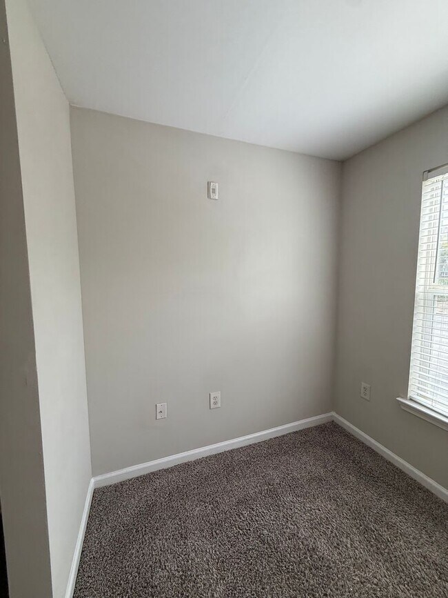 Foto del edificio - 3704 Spruce Ridge Way