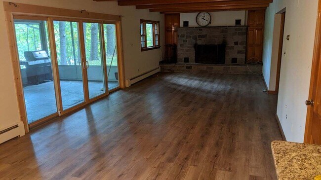 Building Photo - 163 Tomahawk Trail