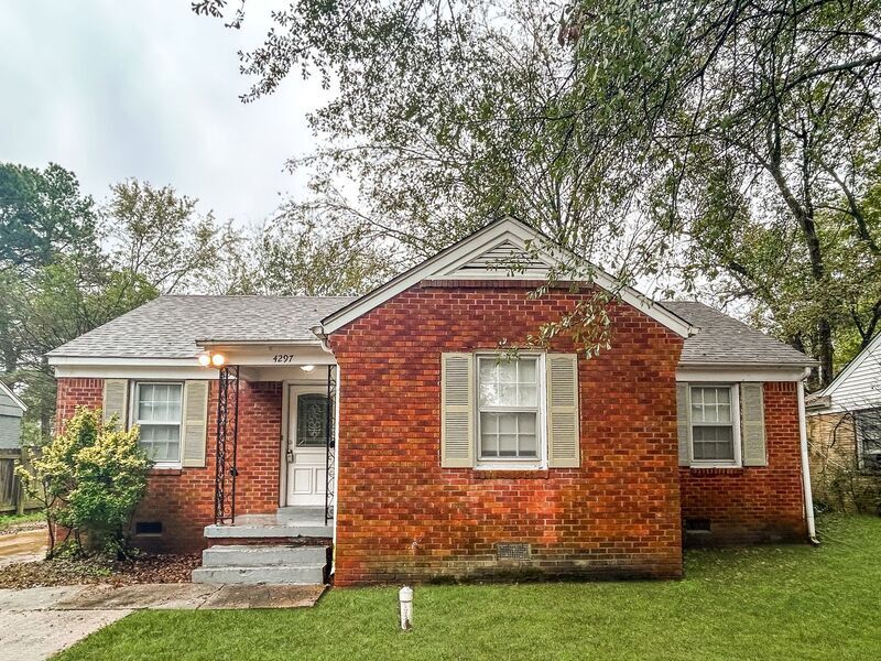 Primary Photo - 4297 Leatherwood Ave