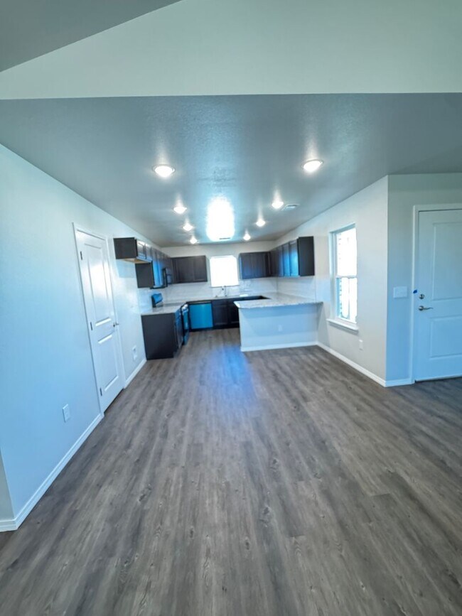 Foto del edificio - New construction!!! Beacon Pointe 3/2/2