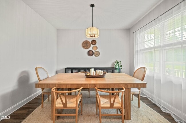 Building Photo - 947 Weatherby Ln