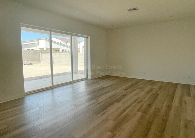 Building Photo - 19772 Exeter Blvd