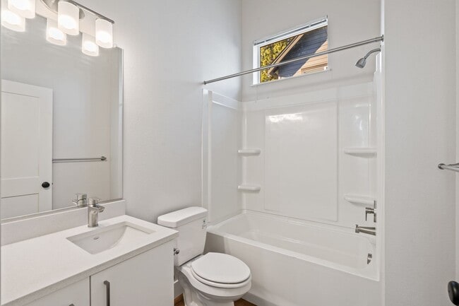 Interior Photo - Steeple Townhomes