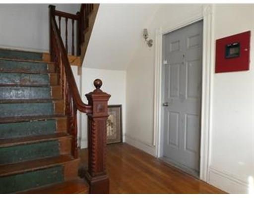 Building Photo - 210 N Main St