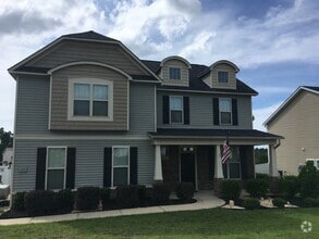 Building Photo - 15 Watchmen Ln