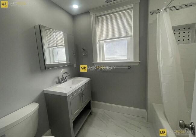 Foto del edificio - 78 Summer St