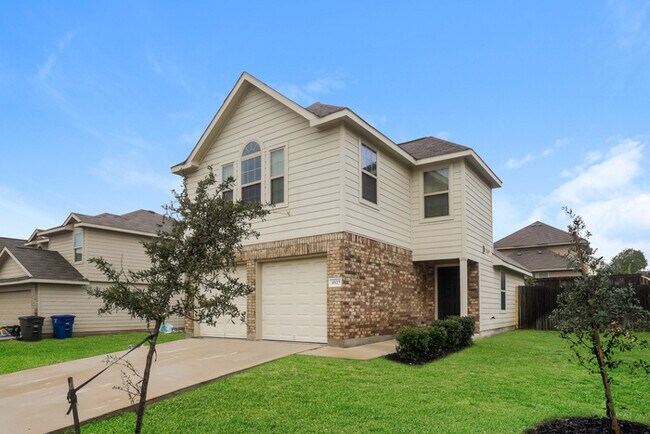 Building Photo - Tesoro Hills - 4927 War Horse Drive, San A...