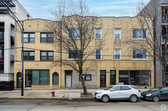 Building Photo - 3832 N Ashland Ave